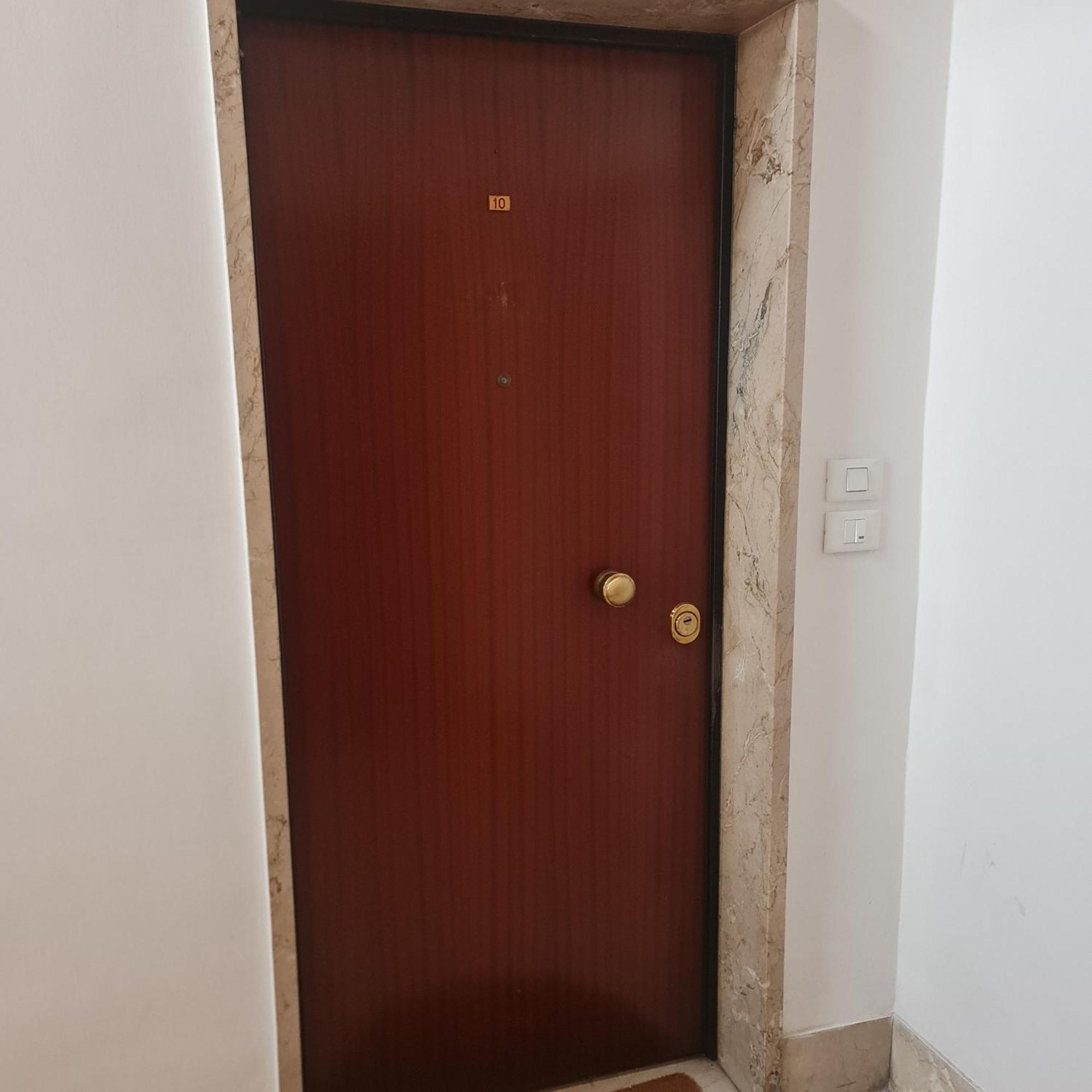 House Verona In Luaran gambar